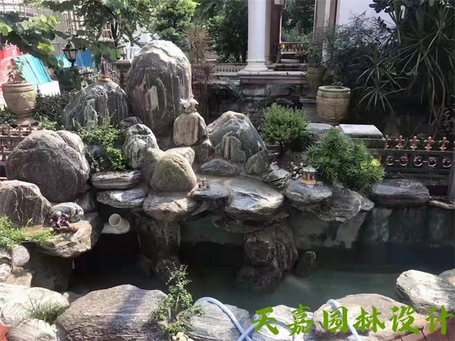 泉州小型庭院假山鱼池